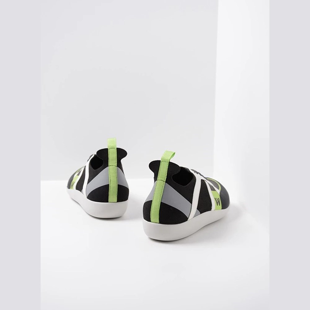 Black / Green Wolky Base Women's Sneakers | HKOQ25763