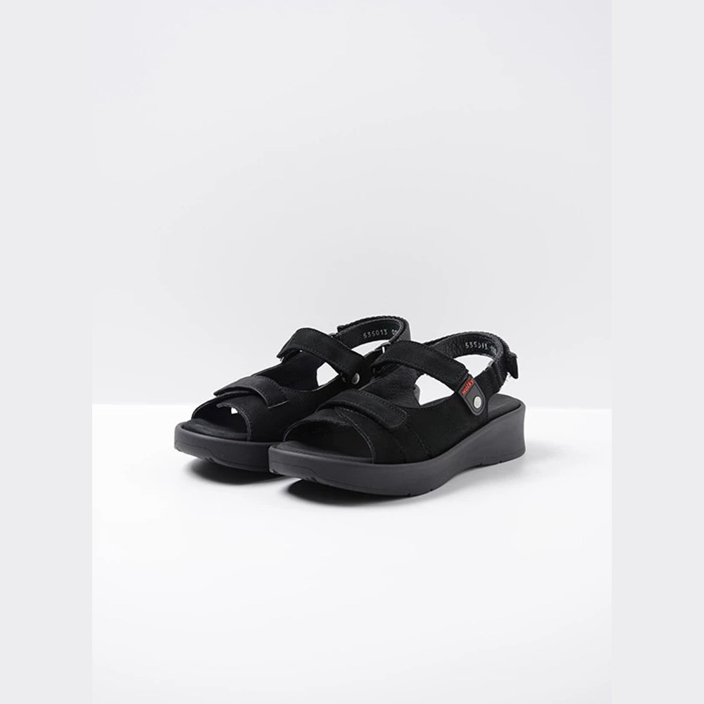 Black Wolky Globe Women's Sandals | CSLD31589