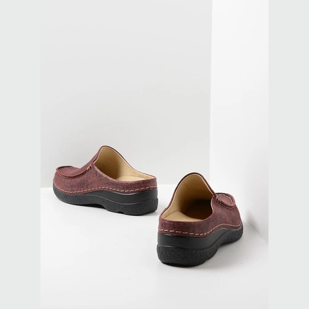 Burgundy Wolky Seamy Women's Slides | ZBMN91072