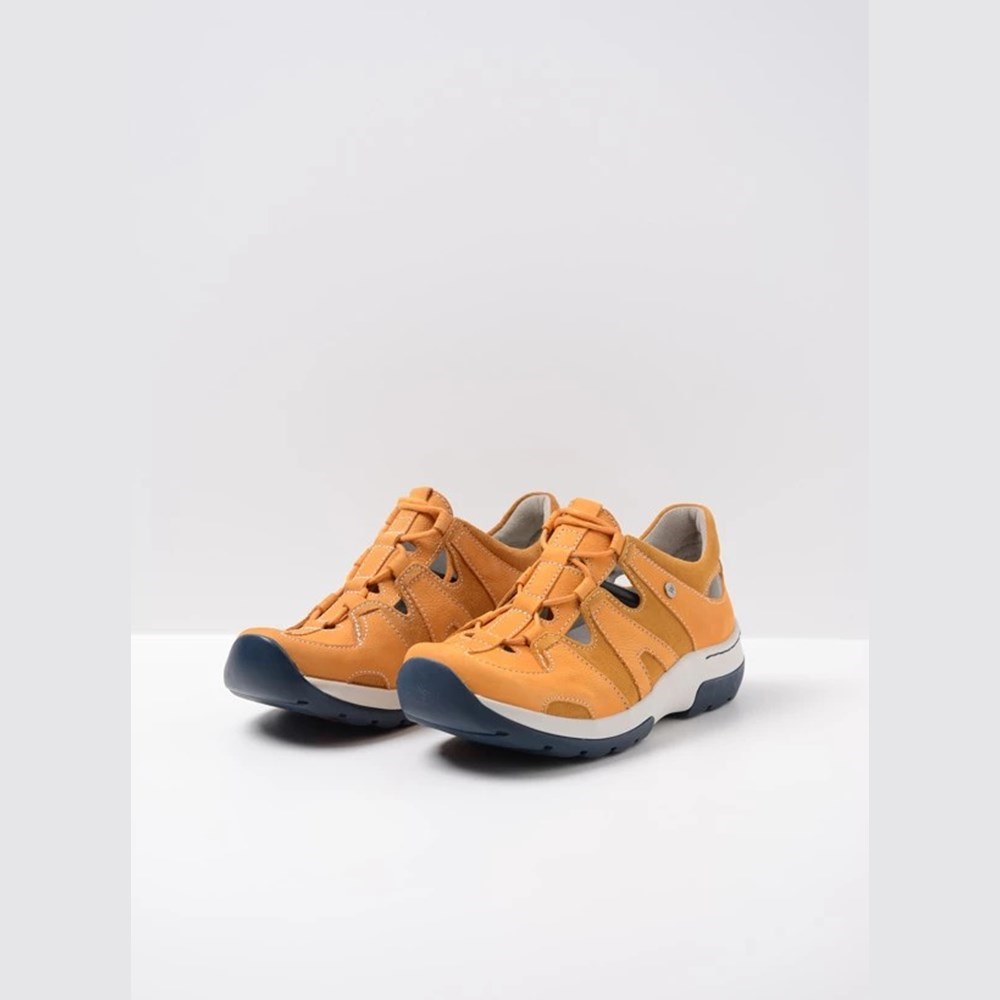 Orange Wolky Nortec Women's Walking Shoes | QTUM97514