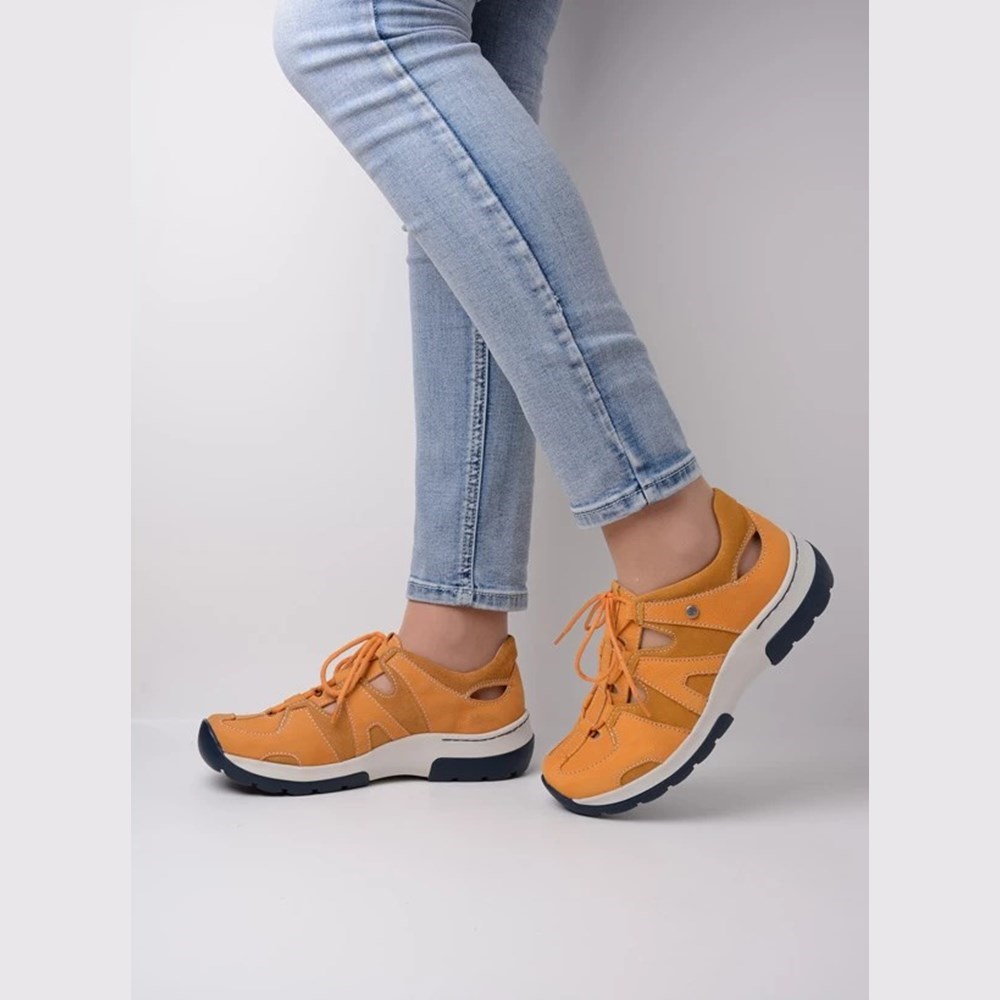 Orange Wolky Nortec Women's Walking Shoes | QTUM97514