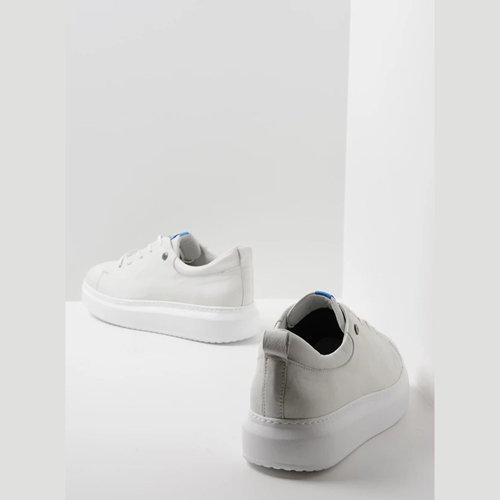 White Wolky Move It Women's Sneakers | URSF34570